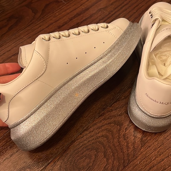 Alexander McQueen sneaker - Picture 8 of 9